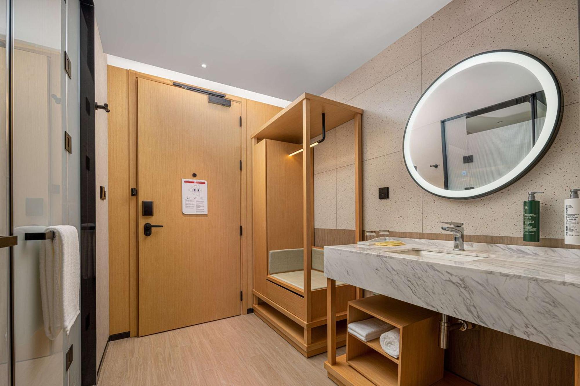 Hilton Garden Inn Shanghai Lujiazui Exterior photo